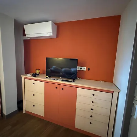 Cap Esterel Magnifique Vue Avec Parking Et Piscine Lejlighed Saint-Raphaël