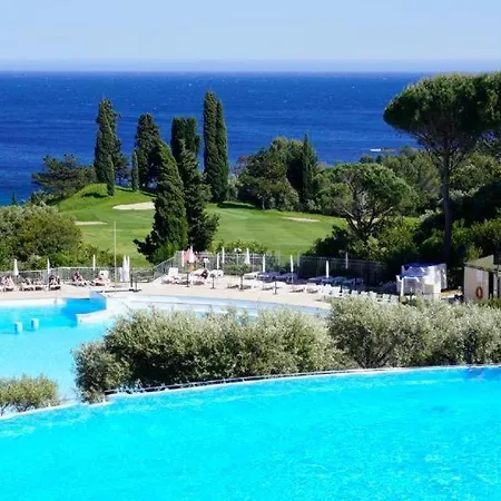 Cap Esterel Magnifique Vue Avec Parking Et Piscine * Сен-Рафаель