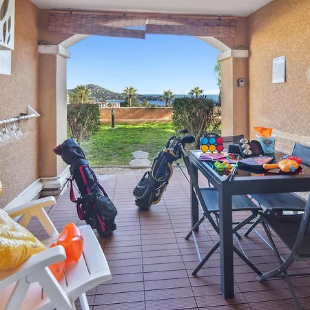 Cap Esterel Magnifique Vue Avec Parking Et Piscine * Saint-Raphael (Var)