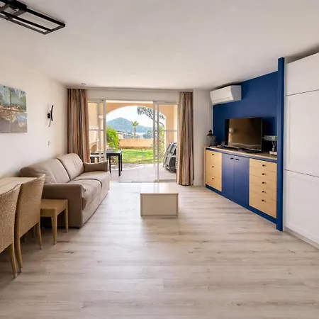 Cap Esterel Magnifique Vue Avec Parking Et Piscine