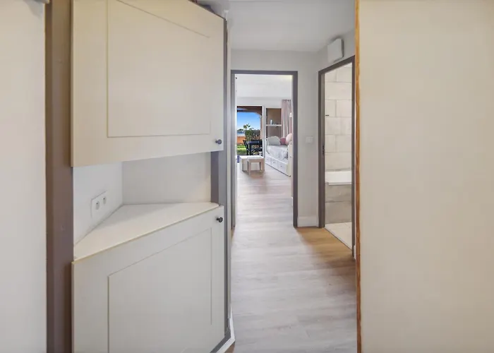 Cap Estérel Magnifique Vue Avec Parking Et Piscine Apartamento *