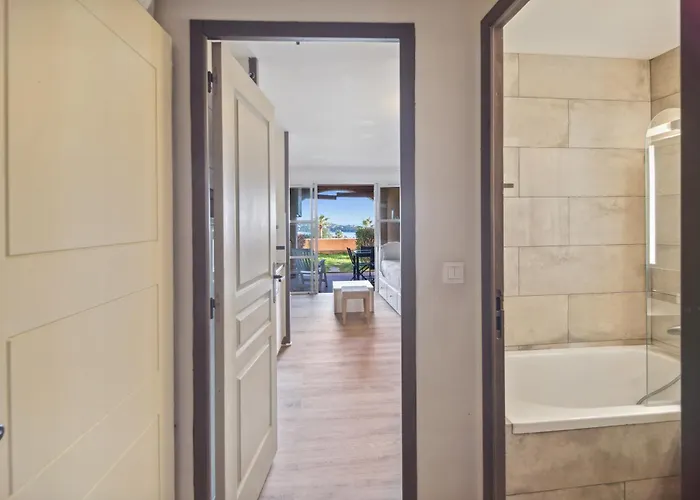 Cap Estérel Magnifique Vue Avec Parking Et Piscine *