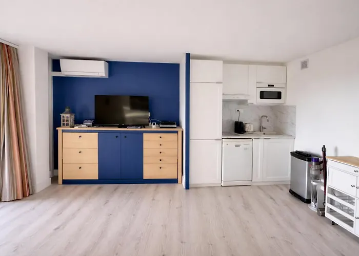 Cap Esterel Magnifique Vue Avec Parking Et Piscine *