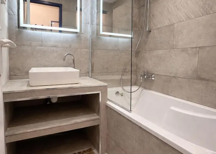 Apartment Cap Esterel Magnifique Vue Avec Parking Et Piscine *